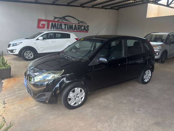 FORD FIESTA 1.0 ROCAM HATCH 8V FLEX 4P MANUAL